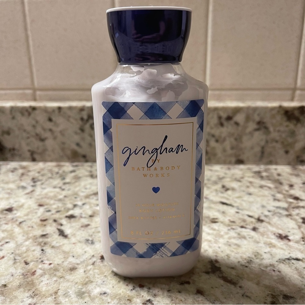 Bath and Body Works | Gingham body lotion - Picture 2 of 4